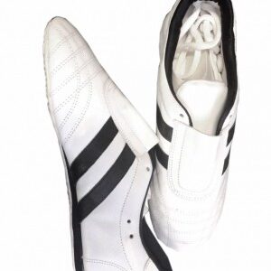 Taekwondo shoes in high quality leather best for indoor takwando activities